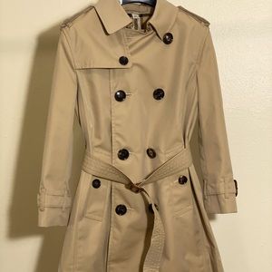 NWT Youth Girls Burberry  Trench Coat